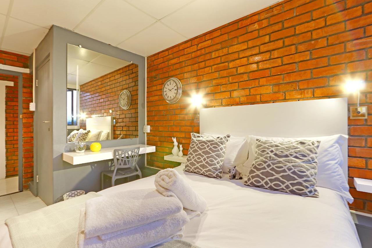 The Rhino Hotel & Apartments Cape Town Exterior foto