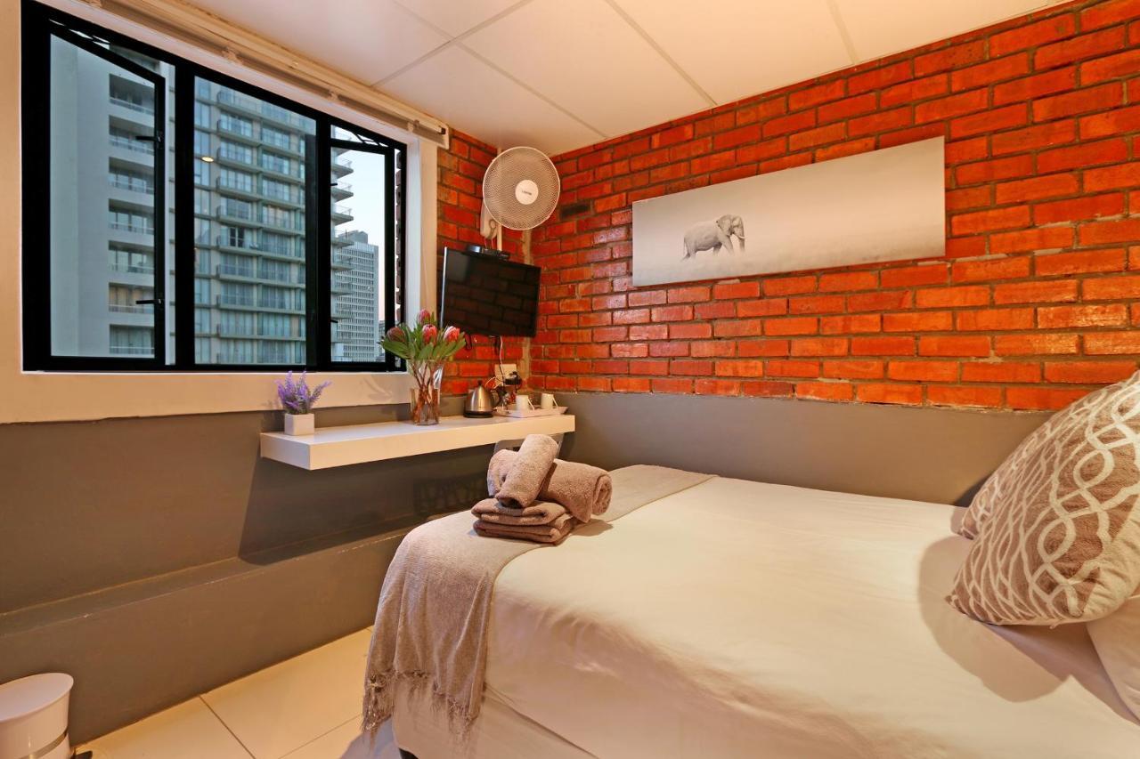The Rhino Hotel & Apartments Cape Town Exterior foto